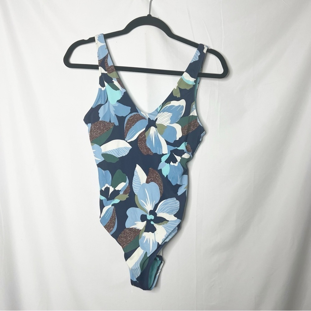 Athleta Seychelles One Piece Hero Bloom  Floral Swimsuit - Picture 3 of 5